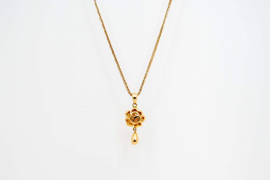 Lilian's necklace