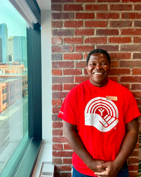 Herve Lamah, Service Canada